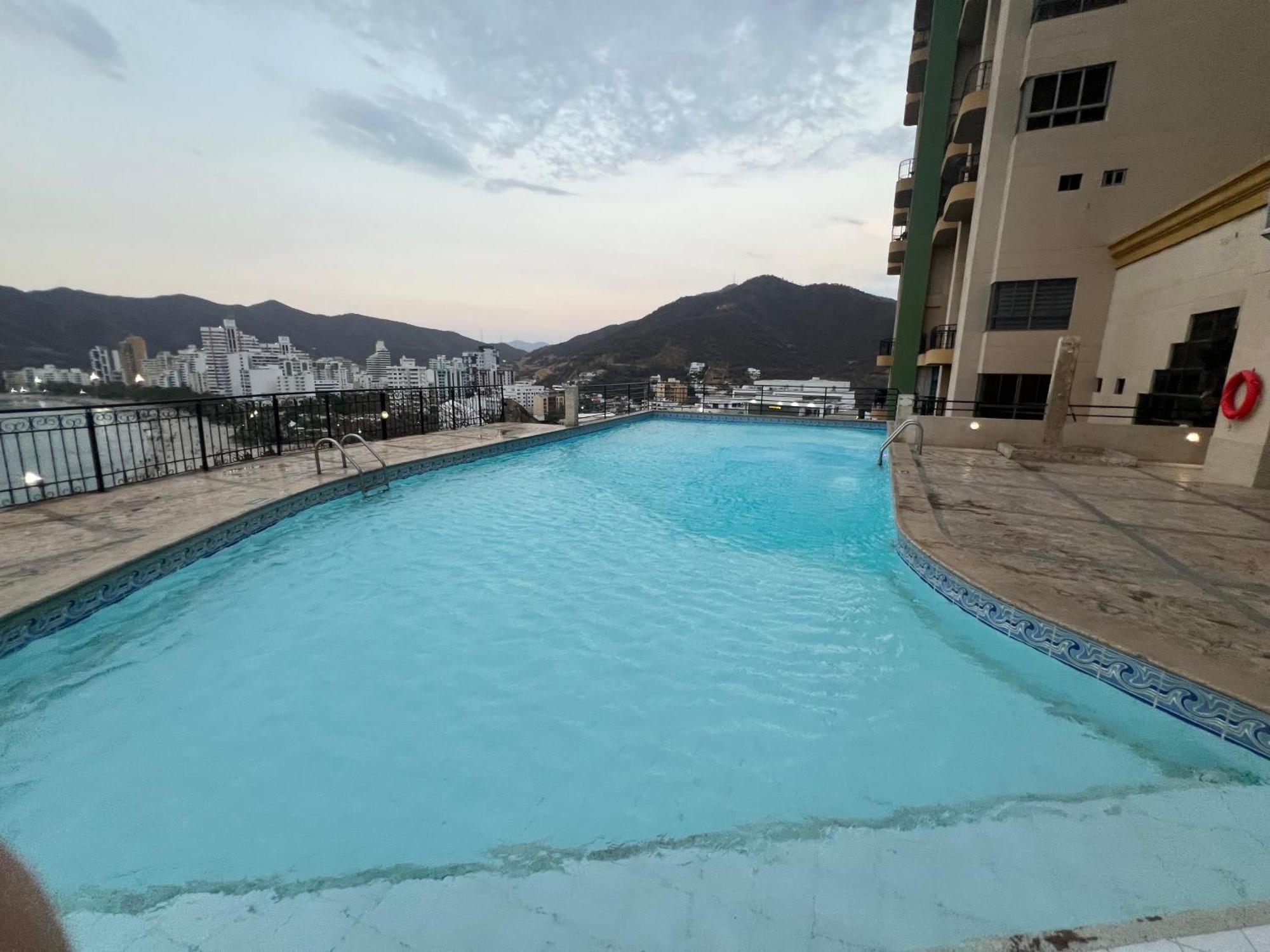 Edificio El Penon Del Rodadero Apto 1102 B Santa Marta  Eksteriør billede
